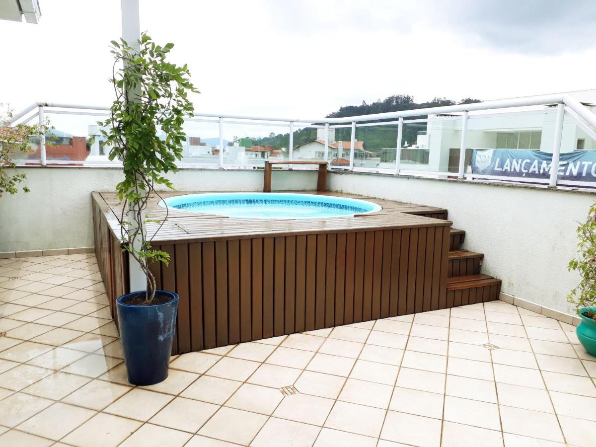 Cobertura Em Canasvieiras - Vista Para O Mar - 50 Mtrs Da Praia - Centro Canasvieiras Florianópolis Exterior foto